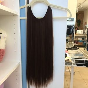 - Fish line band halo hair extension